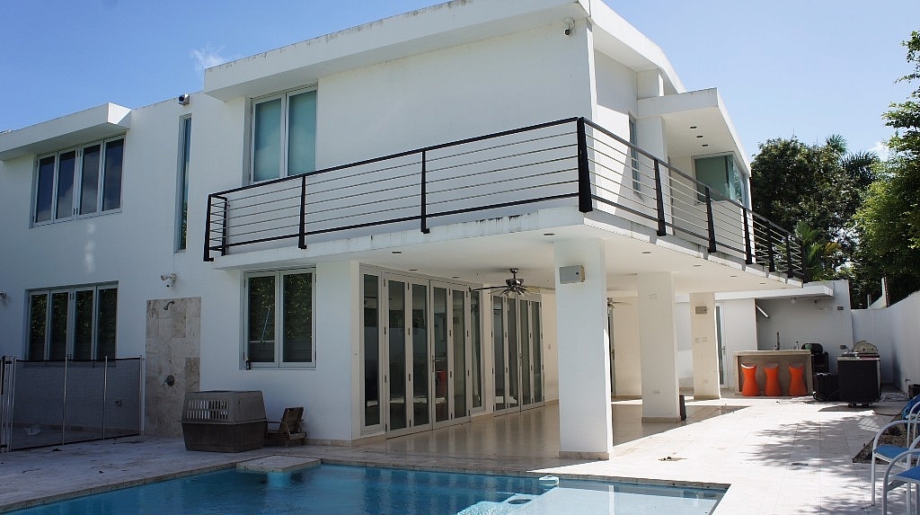 Haga Su Oferta!!! 160360 En Urb. Bosque del Lago una preciosa y cómoda