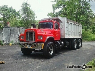 Otros camion mack