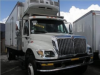 IZUSU INTERNATIONAL 4600 G-7300 DT466 2010