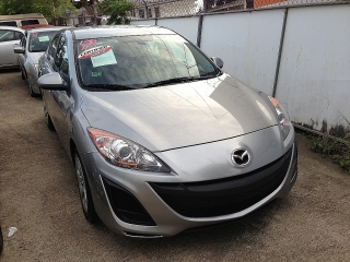 MAZDA 3 2011