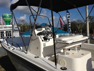 BOSTON WHALER 190 NANTUKET 2004