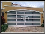 PUERTAS DE GARAGE EN ALUM:CRISTAL