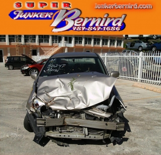 SUZUKI AERIO 2007 GLASS WINDSHIELD