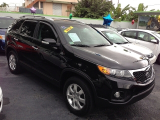 KIA SORENTO LX 2011 787-692-9868