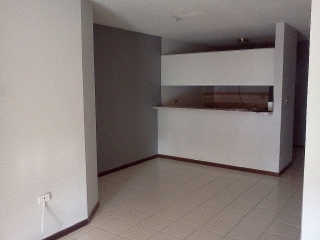 URGE VENDER