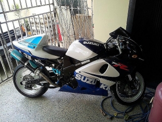Suzuki 1000
