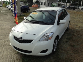 TOYOTA YARIS 2012