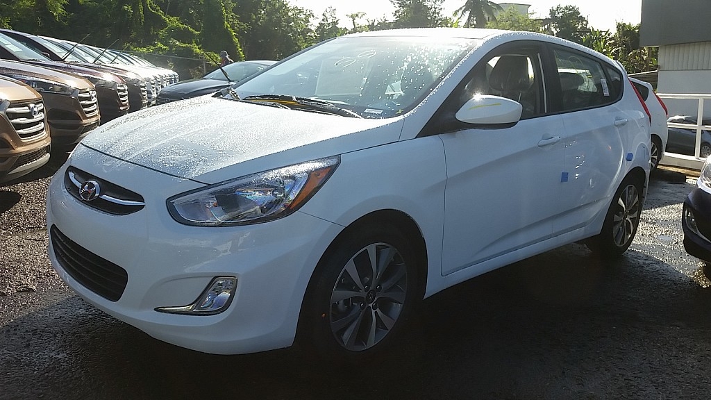 Hyundai Accent 5 Blanco 2017 para Compra/Venta en San Sebastian