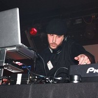 Medium_djyroc