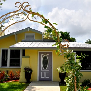 Wisteria Tea Room & Cafe
