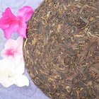 Spring 2003 Raw Wild Puerh Cake, Yiwu, Yunnan from Tea Masters Blog