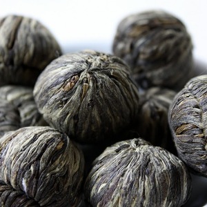 Royal Blooming No 1 Green Jasmin Blooming Tea from Royal Tea Co