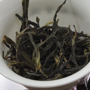 Phoenix Dan Cong (Snow Flakes) Oolong Tea from China Cha Dao