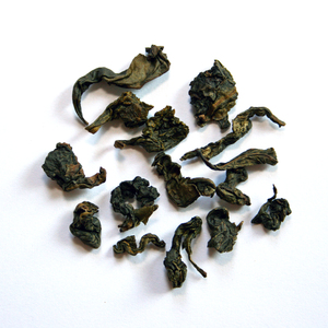 Tie Guan Yin (kräftig) from Queen Cha. Oolong Tee