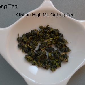 Alishan High Mt. Oolong Tea from FONG MONG TEA