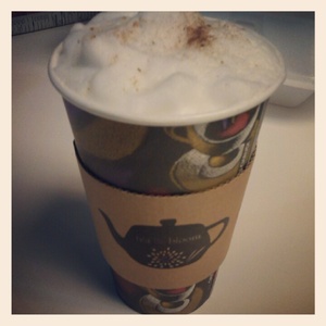 Vanilla Chai Latte from Tea & Bloom