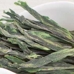 Taiping Houkui, Spring 2012 ⋅ 太平猴魁 from Red Blossom Tea Company