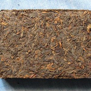 2004 Langhe LH7569 Pu-erh Tea Brick from PuerhShop.com