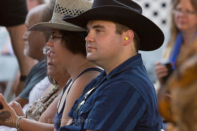 Fans ready for Trace Adkins, California State Fair