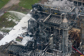 Moerdijk - Luchtfoto ontploffing Shell