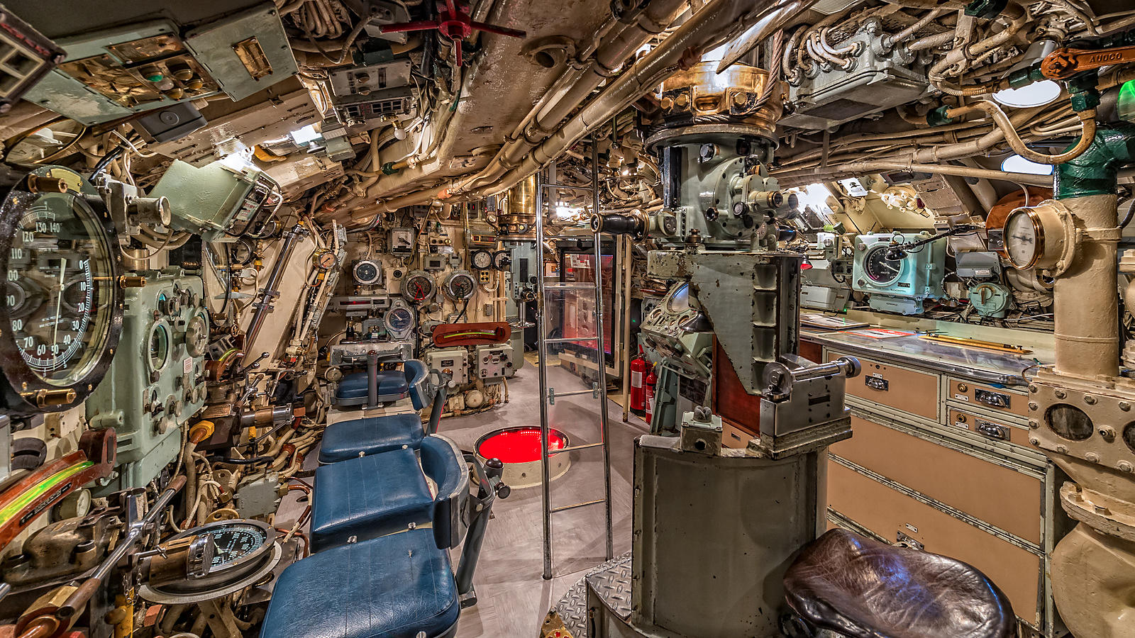 Upix Photography HMS Alliance Submarine Interior