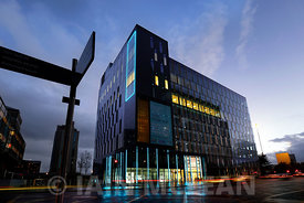 St Vincent Plaza building, 303 St Vincent Street, Glasgow..External Lighting 24.9.15.Free PR Use for Skylark PR and Abstract Securities...Picture Copyright:.Iain McLean,.79 Earlspark Avenue,.Glasgow.G43 2HE.07901 604 365.photomclean@googlemail.com.www.iainmclean.com.All Rights Reserved.No Syndication