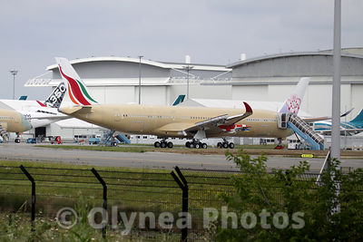 AIRBUS A 350 XWB