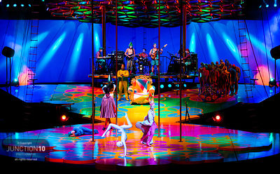 100-3101 Cirque Du Soleil's Saltimbanco