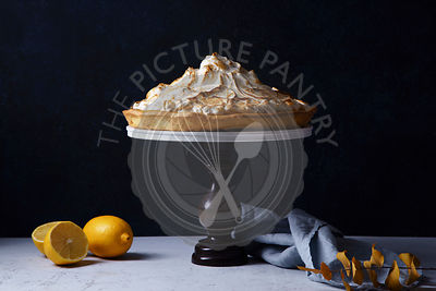 Lemon meringue tart