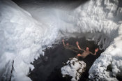 Onsen chilling with Enak Gavaggio and Benjamin Etienne