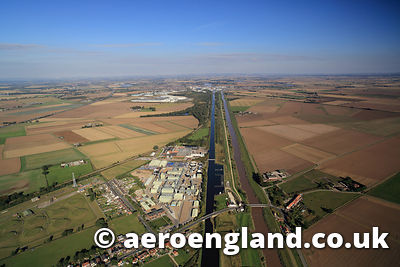 aerial photograph of Dutch River running alongside the Aire and Calder Navigation Knottingley and Goole canal , Yorkshire England UK