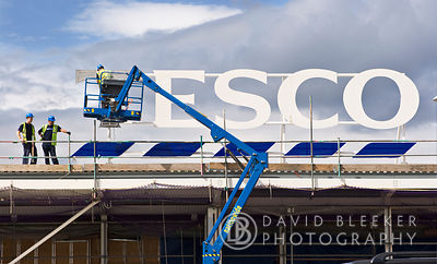 Tesco sign installation, London
