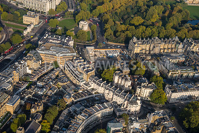 Aerial view of London, Wellington Arch and Grosvenor Crescent.