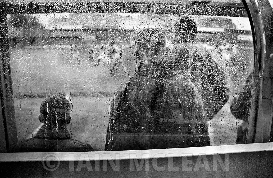 Dumbarton 0-1 Albion.Groundshare at Cliftonhill.Cliftonhill Stadium, Coatbridge..28.10.2000...Picture Copyright:.Iain McLean,.79 Earlspark Avenue,.Glasgow.G43 2HE.07901 604 365.photomclean@googlemail.com.www.iainmclean.com.All Rights Reserved.