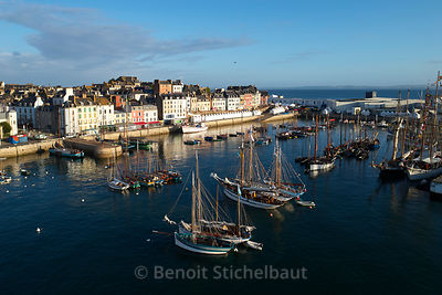 France, Finistère (29), Douarnenez, Temps Fête Festival Maritime Douarnenez 2018, Port du Rosmeur (vue aérienne)