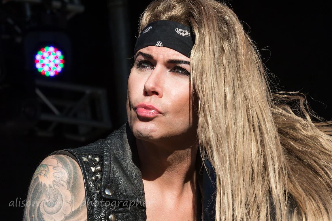 ALISON TOON PHOTOGRAPHER Lexxi Foxx, bass, Steel Panther