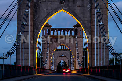 FRANCE, PONT DE LANGEAIS//FRANCE, BRIDGE OF LANGEAIS