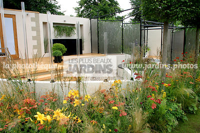 Jardin contemporain, Terrasse bois, Paravent, Massif style naturel, Achillea, Hemerocallis,..Graminée, ..