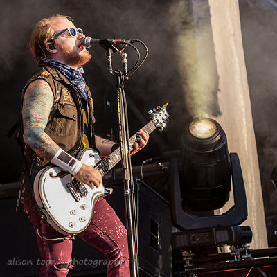 Zach Myers, guitar, Shinedown