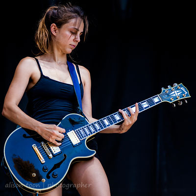 Siouxsie Medley, guitar, Dead Sara, Aftershock 2013