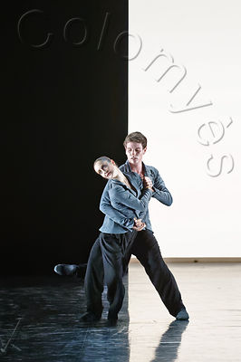 Symphonie en trois mouvements, Richard Wherlock / Igor Stravinsky