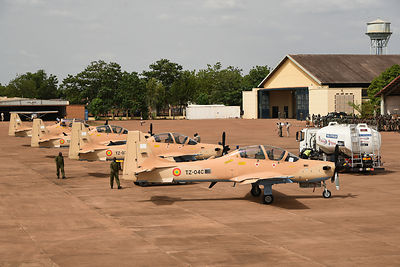 Cérémonie de réception des Super Tucano par IBK