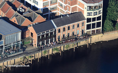 Pitcher & Piano Bar on the banks of the River Ouse in York
