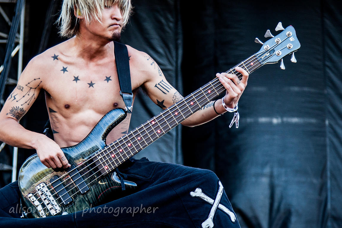 ONE OK ROCK ワンオクロック EU公演 RYOTA 実着用 シャツ ONE OK ROCK ワンオクロック EU公演 RYOTA 実着用 シャツ割引【Ryota