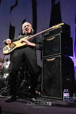 Wilko Johnson supporting Status Quo, Wolverhampton