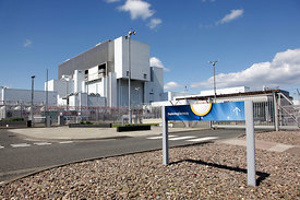 EDF Torness visit by CEO Vincent de Rivaz.21.5.14..Picture Copyright:.Iain McLean,.79 Earlspark Avenue,.Glasgow.G43 2HE.07901 604 365.photomclean@googlemail.com.www.iainmclean.com.All Rights Reserved.No Syndication