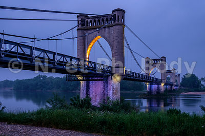 FRANCE, PONT DE LANGEAIS//FRANCE, BRIDGE OF LANGEAIS