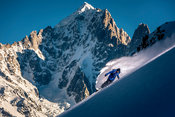 Powder turn in front of Aiguille Verte with Fabian Bodet