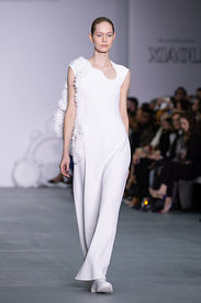 London Fashion Week Autumn Winter 2016 - Xiao Li