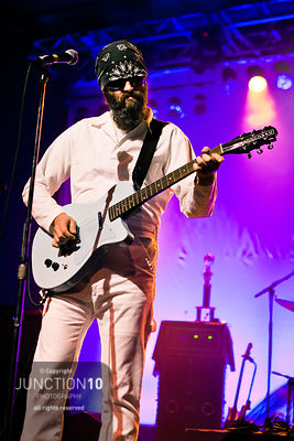 100-6300 The Eels